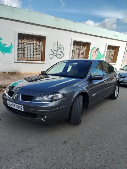 Renault Laguna 2 2001 Initial paris