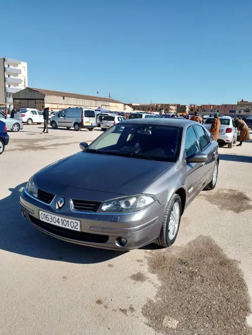Renault Laguna 2 2001 Initial paris