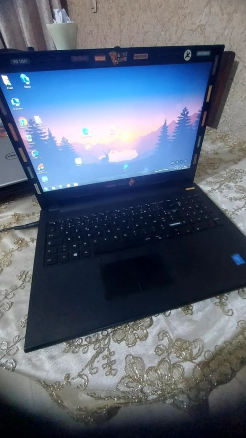 PC Dell / i5  4 -ème Gen / Ram 4 G / disque 500 HDD/ écran 16 ''