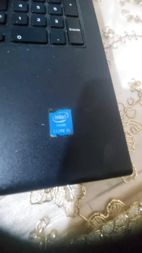 PC Dell / i5  4 -ème Gen / Ram 4 G / disque 500 HDD/ écran 16 ''