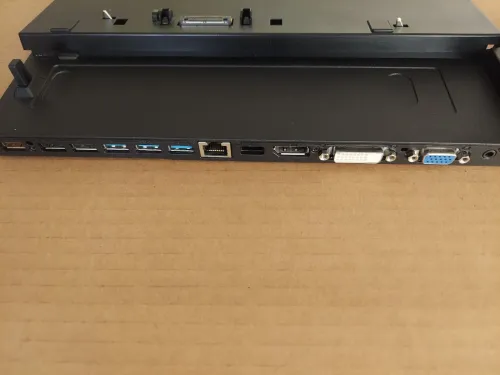 Lenovo ThinkPad X270 i7-6600U / 8GO Ram / 128 GO / Écran 12.5 pouces