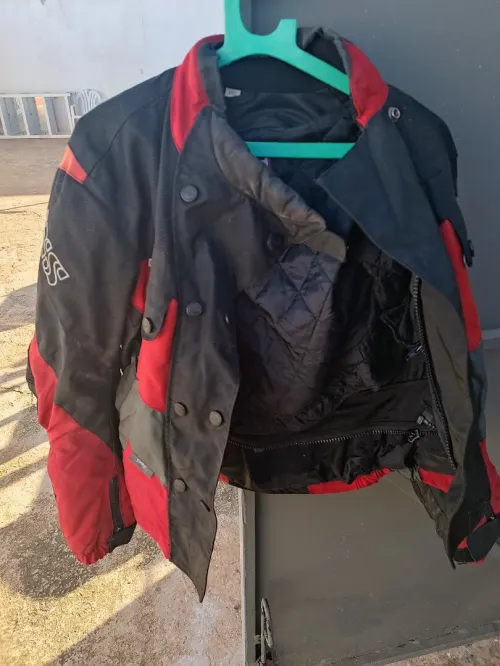 Veste spécial moto original voir en bas de l'annonce les modèles avec prix