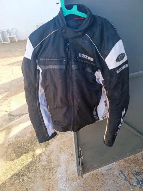 Veste spécial moto original voir en bas de l'annonce les modèles avec prix