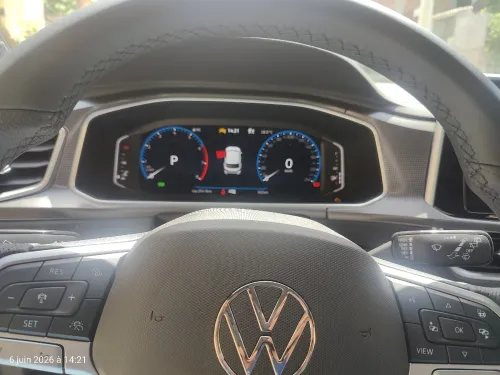 Volkswagen T-Roc 2026 R