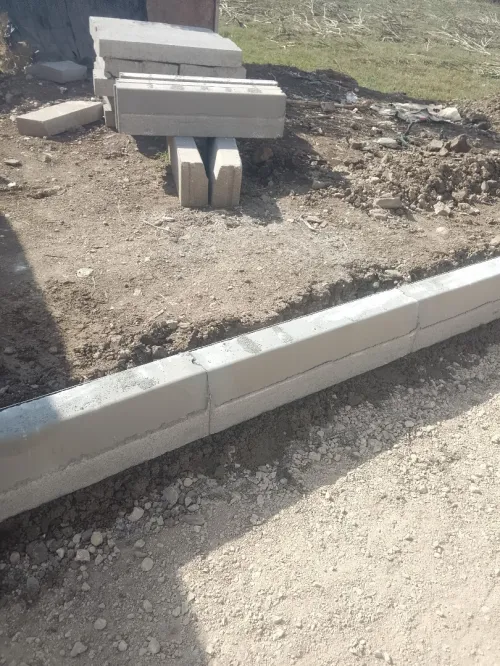 pose bordure carrelage caniveau pavés gabionnage béton imprimé