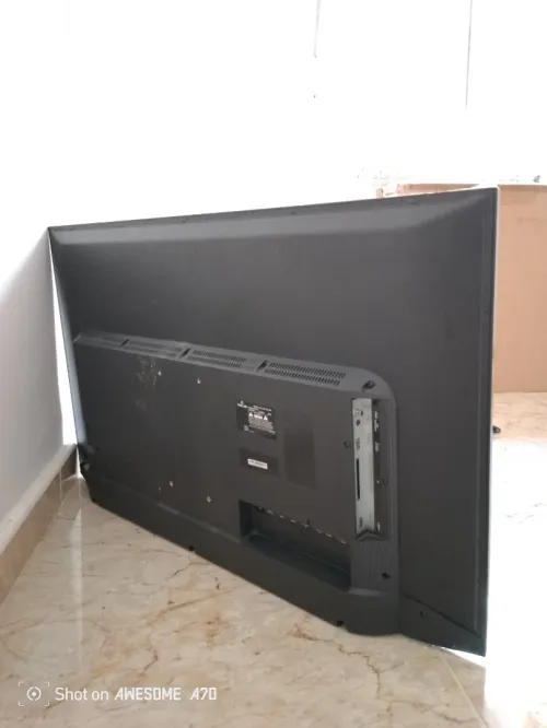 Télévision raylan écran cassé