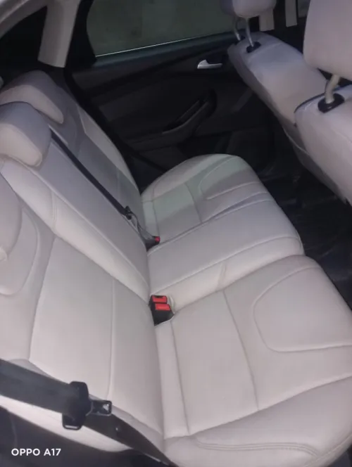 Ford Focus 5 portes 2015 Titanium