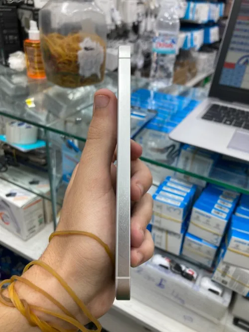 Samsung S24