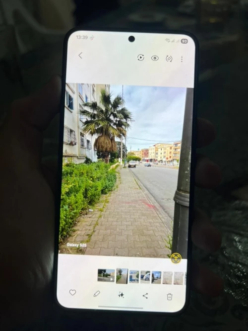 Samsung S25 duos