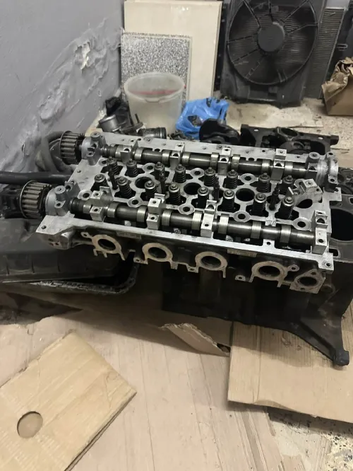Culasse 2.5 dci