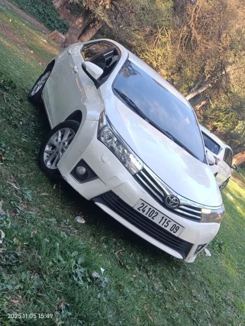 Toyota Corolla 2015 Executive 