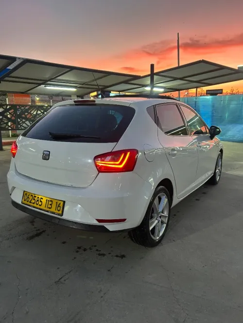 Seat Ibiza 2013 Fully +Toit ouvrant