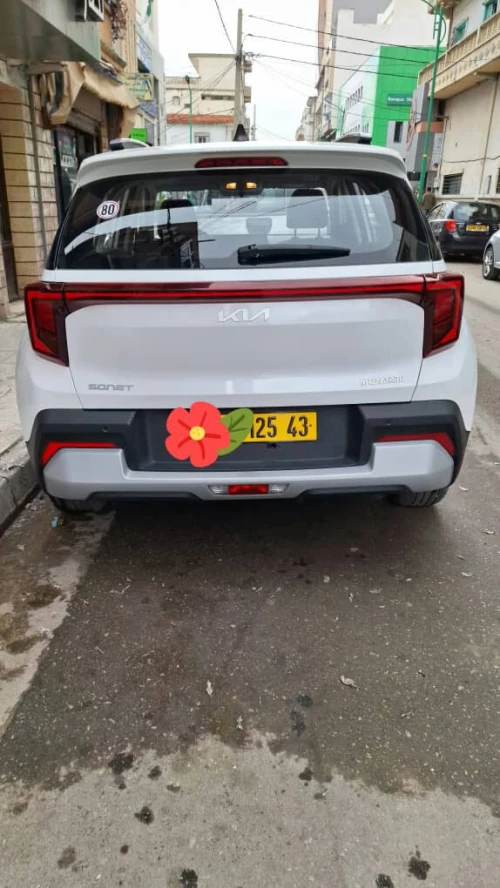 Kia Sonet  2025 sonet comfort edition