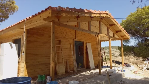 Construction des chalets et bungalow et Kiosque en bois 