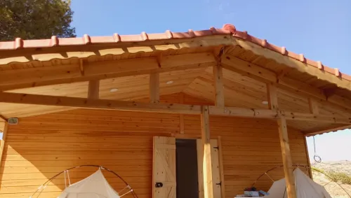 Construction des chalets et bungalow et Kiosque en bois 