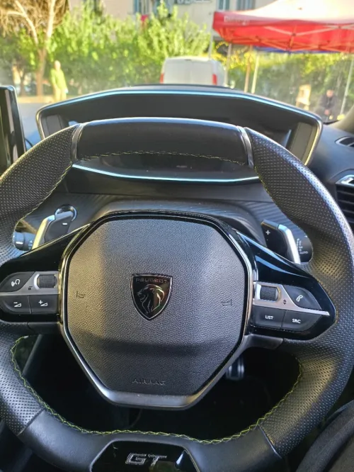 Peugeot 2008 2024 GT
