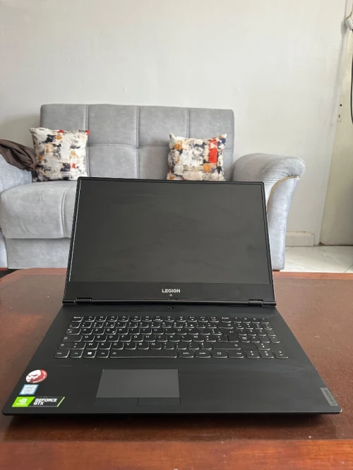 Laptop lenovo legion y540
