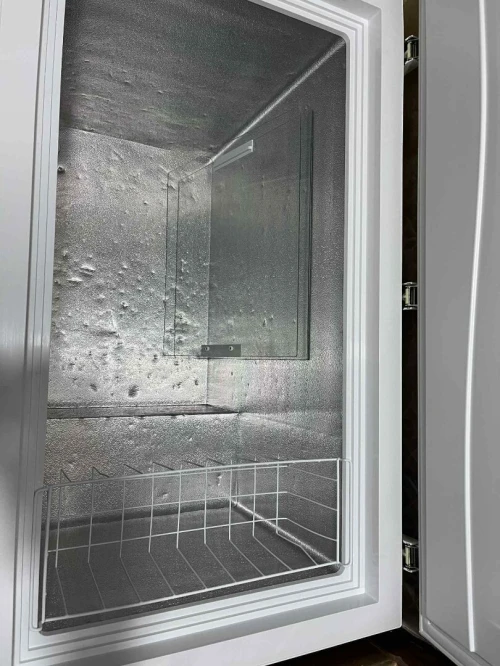 Congélateurs Midea HS-377C