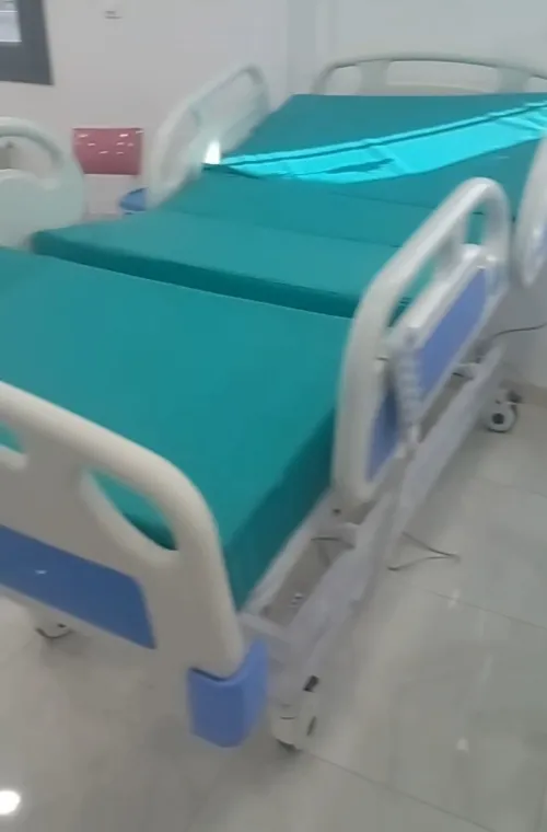 Lit médicalisé manuel et électrique de 1 au 6 positions 