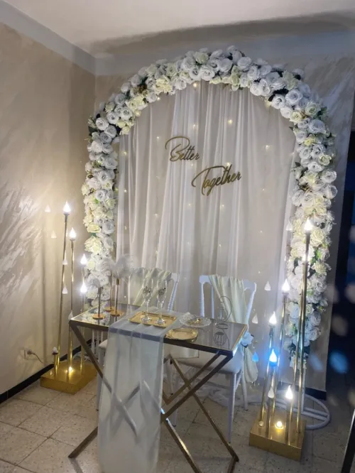 Location de matériels de décorations (mariages anniversaires fiançailles Saint-Valentin)
