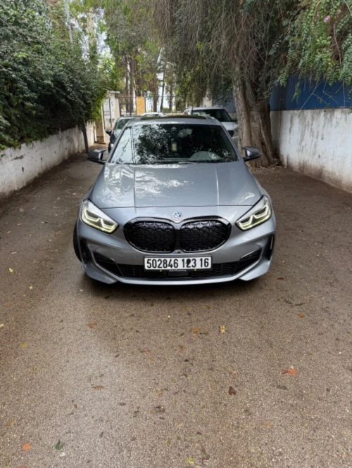 BMW Série 1 2023 M performance