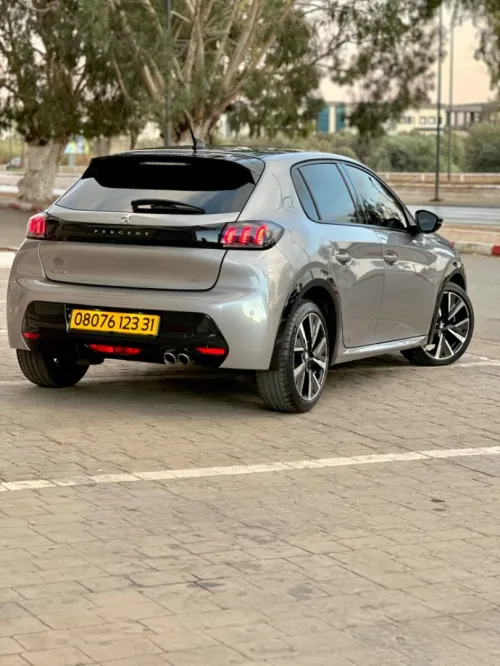 Peugeot 208 2023 GT