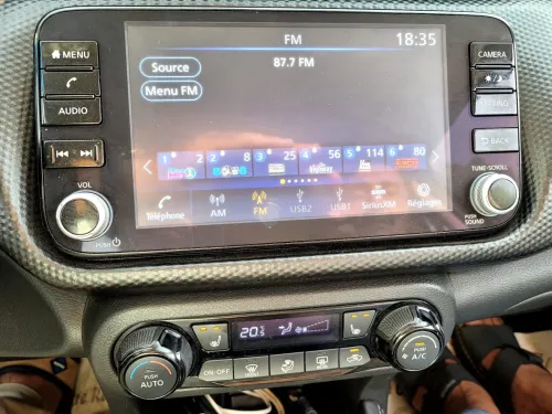 Nissan KICKS SV 2023 SV