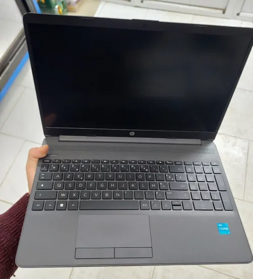 LAPTOP HP I3 11TH