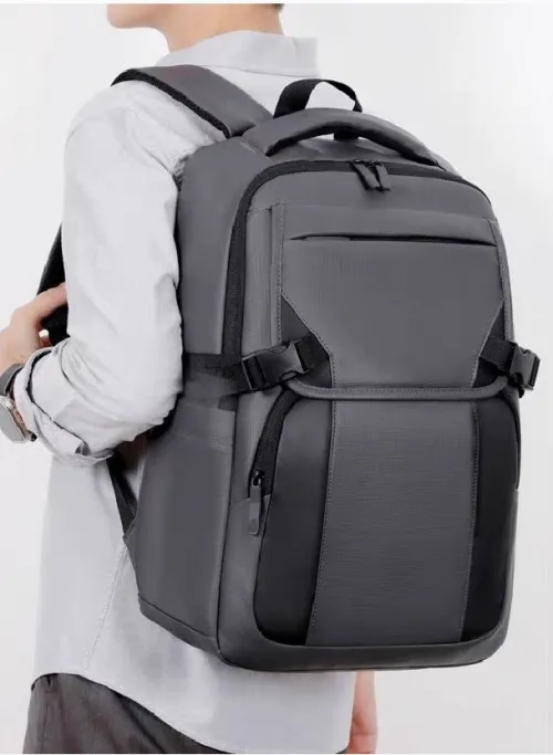 Sac à dos imperméable,haute qualitée disponible en 4 couleurs (noir-gris-vert-bleu nuit)