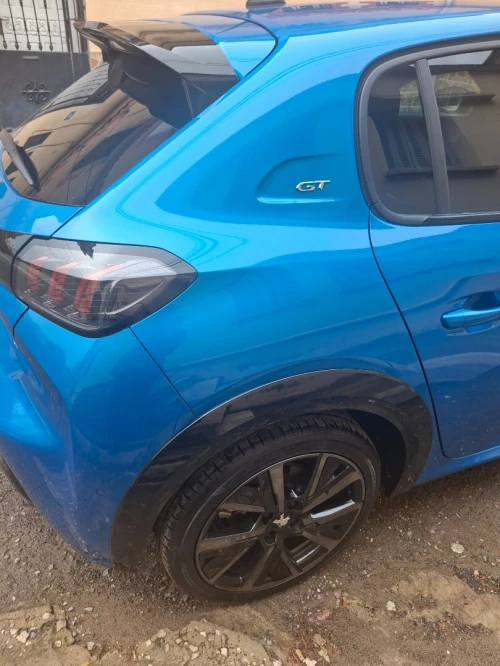 Peugeot 208 2023 GT