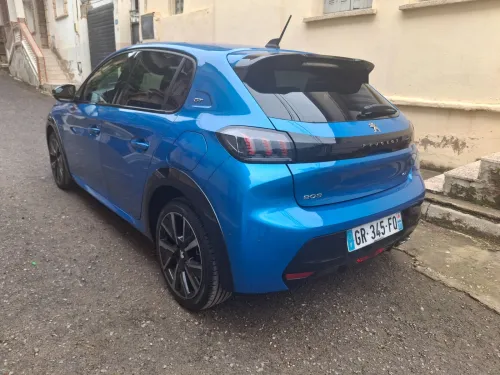 Peugeot 208 2023 GT