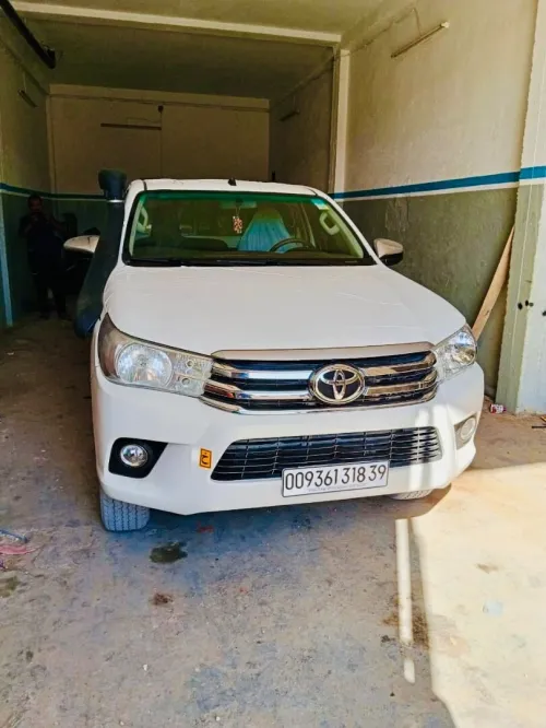 Toyota Hilux 2018 DLX