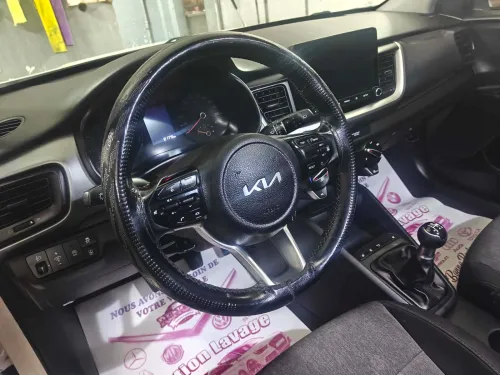 Kia KX1 2022 Stonic