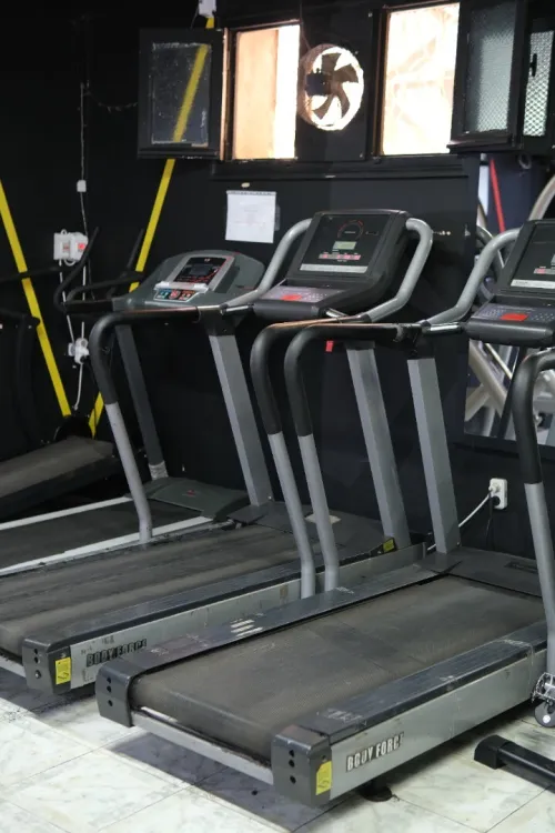 Matériel de musculation PRO AGES
