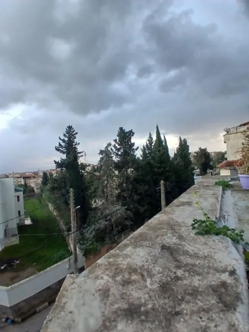 Location Appartement Niveau de villa F3 Alger Draria
