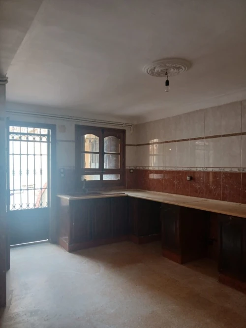 Location Appartement Niveau de villa F5 Alger Draria