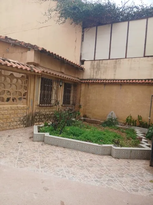 Location Appartement Niveau de villa F5 Alger Draria