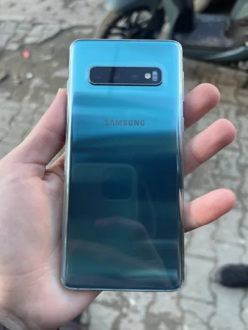 Samsung S10