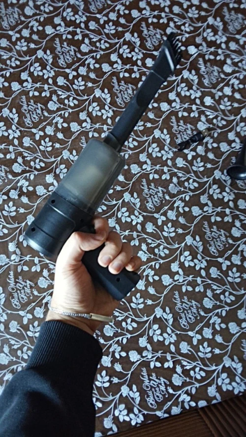 Aspirateur de voiture portable