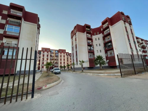 Location Appartement F4 Mostaganem Mostaganem