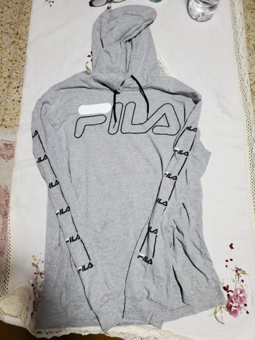 Des vetements Originaux venu des USA ( PUMA, ADIDAS, UNDER ARMOR, LEVI'S...)