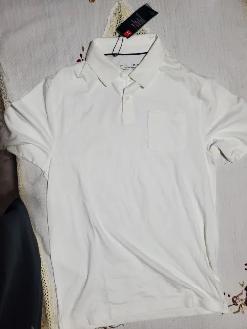 Des vetements Originaux venu des USA ( PUMA, ADIDAS, UNDER ARMOR, LEVI'S...)