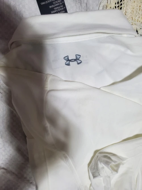Des vetements Originaux venu des USA ( PUMA, ADIDAS, UNDER ARMOR, LEVI'S...)