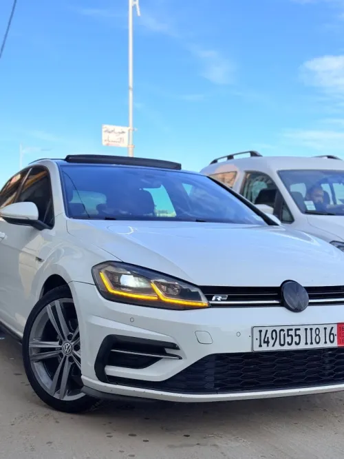 Volkswagen Golf 7 2018 R line