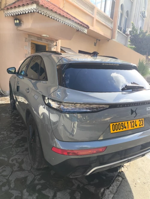 DS Ds7 automobile 2024 