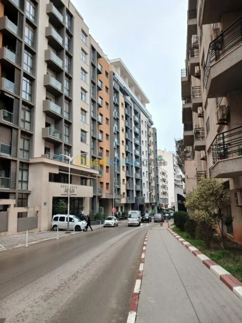 Location Appartement F5 Alger Cheraga