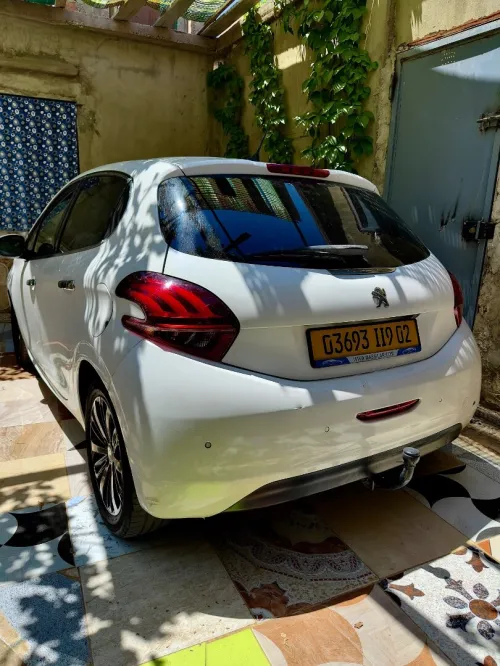 Peugeot 208 2019 Allure Facelift