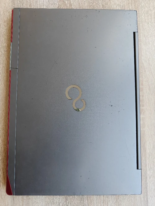 PC Portable Fujitsu U Series U745 Occasion en tres bon etat