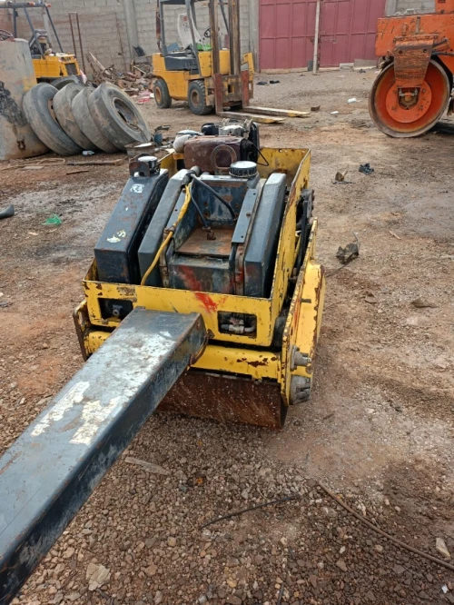 Compacteur Bomag bbw75h 2013