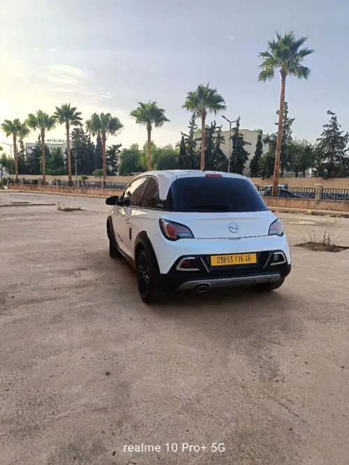 Opel Adam 2016 Rocks